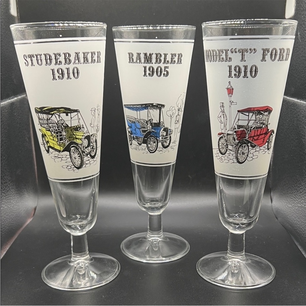 Vintage Pilsner   Car Themed Glass Set